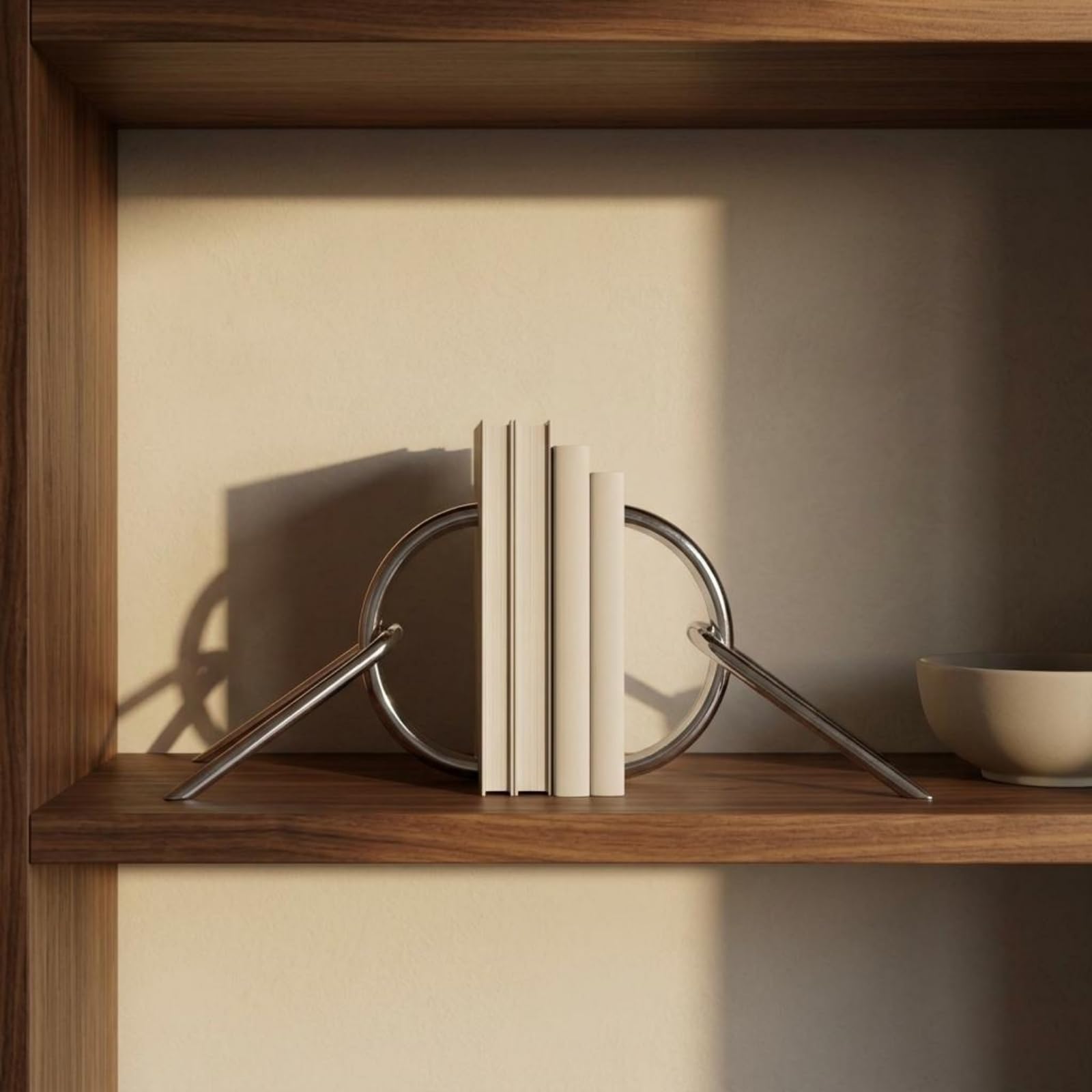Milageto Fermalibri Semicircolare Fermalibro Metallico Supporto Libri Reggilibri Geometrico in Metallo con Linee Inclinate Stile Contemporaneo Salvaspazio, Oro