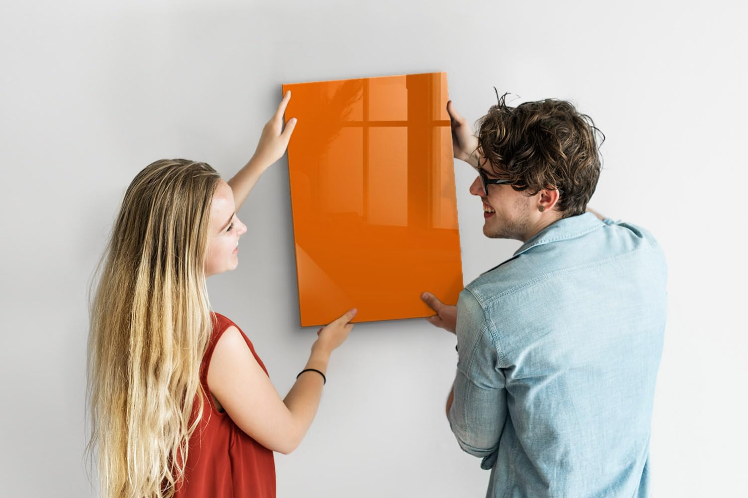 Magnettafel aus gehärtetem Glas mit Zubehör | 5 Neodym-Magnete, Marker, Schwamm | Hochwertige Schreiboberfläche | Ideal für Notizen, Fotos & To-Dos- 40x60cm - Orange Farbe
