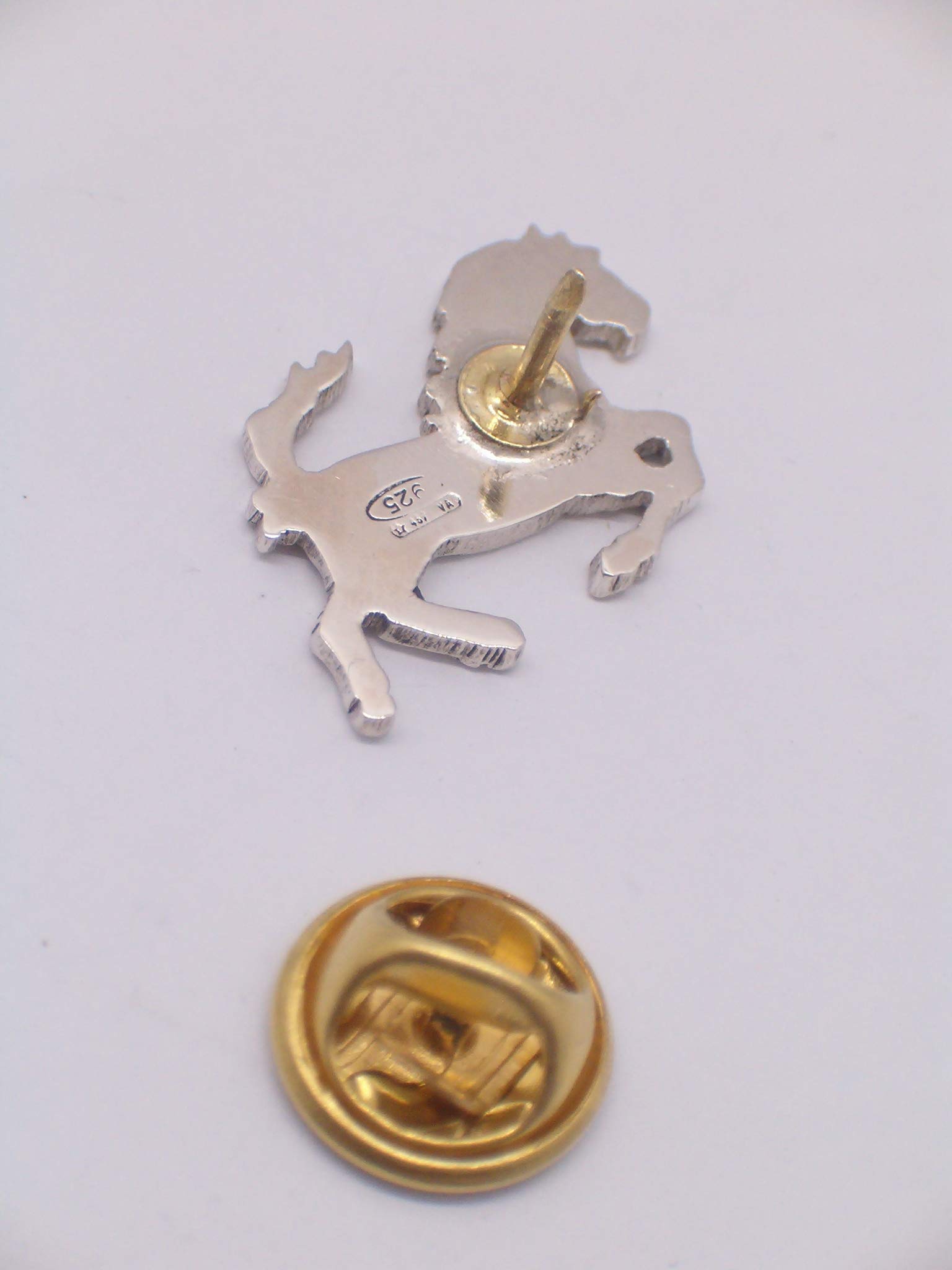 Cavallino Rampante : Spilla da giacca in Argento 925 - Scuderia - Cavallo - stemma - simbolo