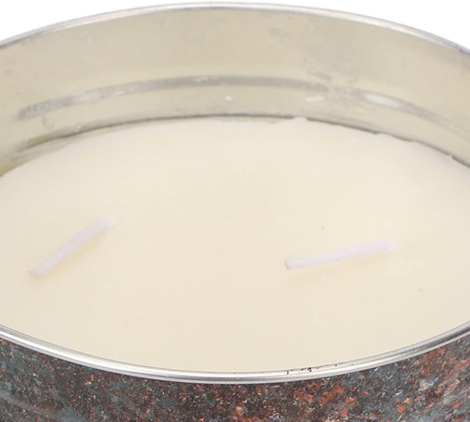 Natural Citronella Aromatherapy Candle in Metal Tin Bucket for Garden Camping Family Reunion (11.2cm X 9cm X 11cm, Burns for 100-110 Hours)