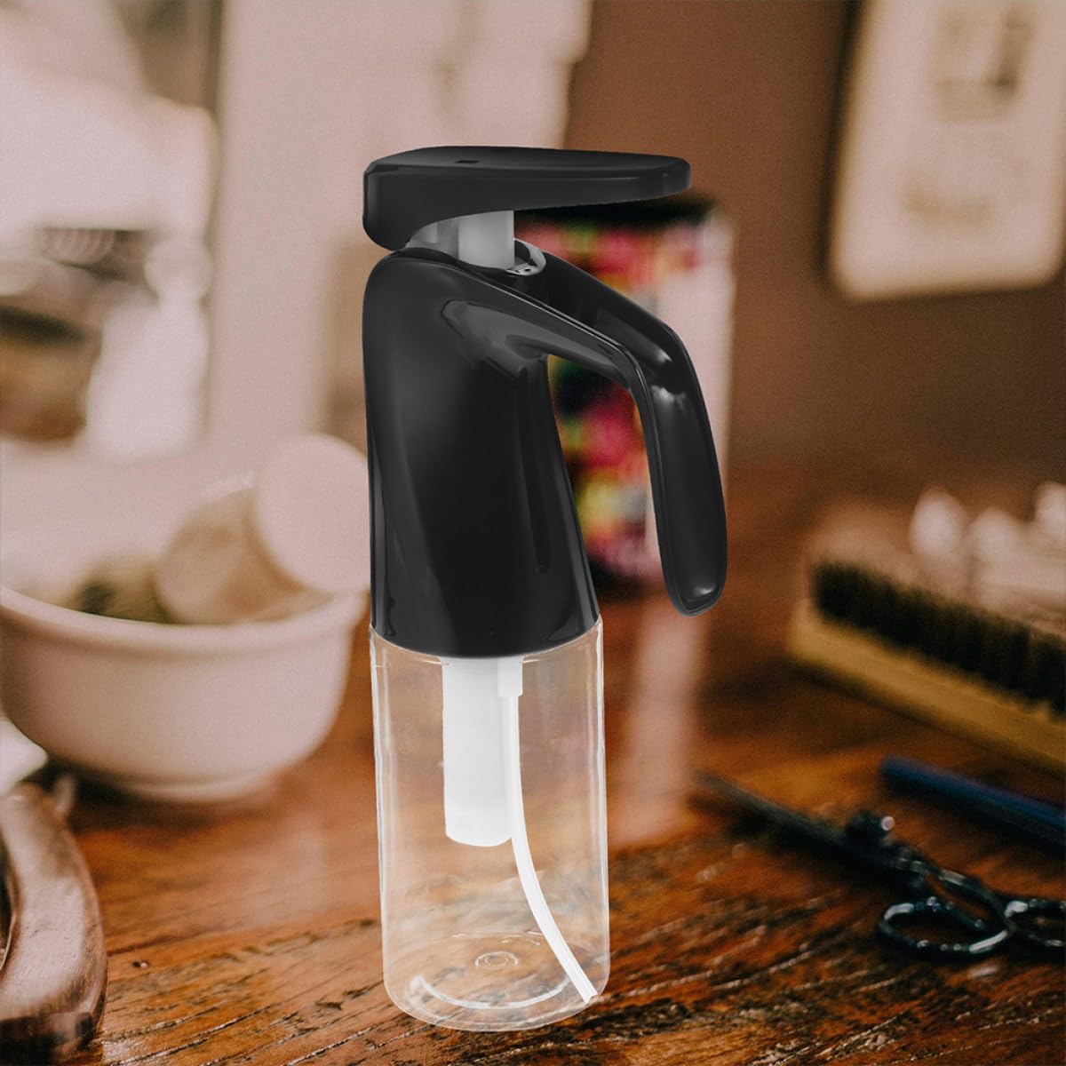 Lurrose 2pcs 200ml Mist Spray Bottles for Hair and Beauty Refillable Fine Mist Water Mister Bottles with Body for Salon and Home Use