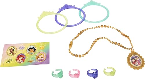 Miniatura 15 de Disney Disfraz de princesa de lujo de 21 piezas con trajes de Ariel, Jasmín, Tiana y Rapunzel con accesorios y baúl de almacenamiento, exclusivo de
