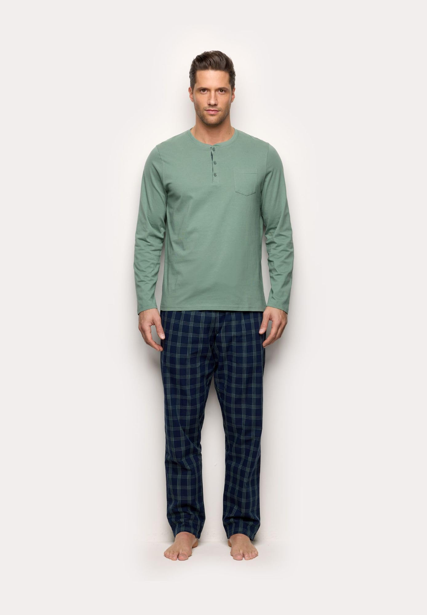 YAMAMAY, Pigiama Lungo Girocollo con Bottoni, Daily Pajamas II, Uomo