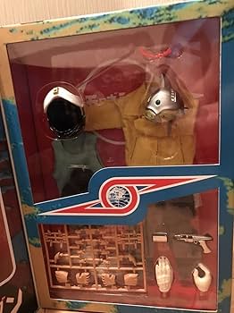 モロボシ・ダン アクションフィギュア 限定版 ウルトラセブン生誕35周年記念 Amazon.co.jp: 【▽】ファイブスタートイ ウルトラセブン生誕35