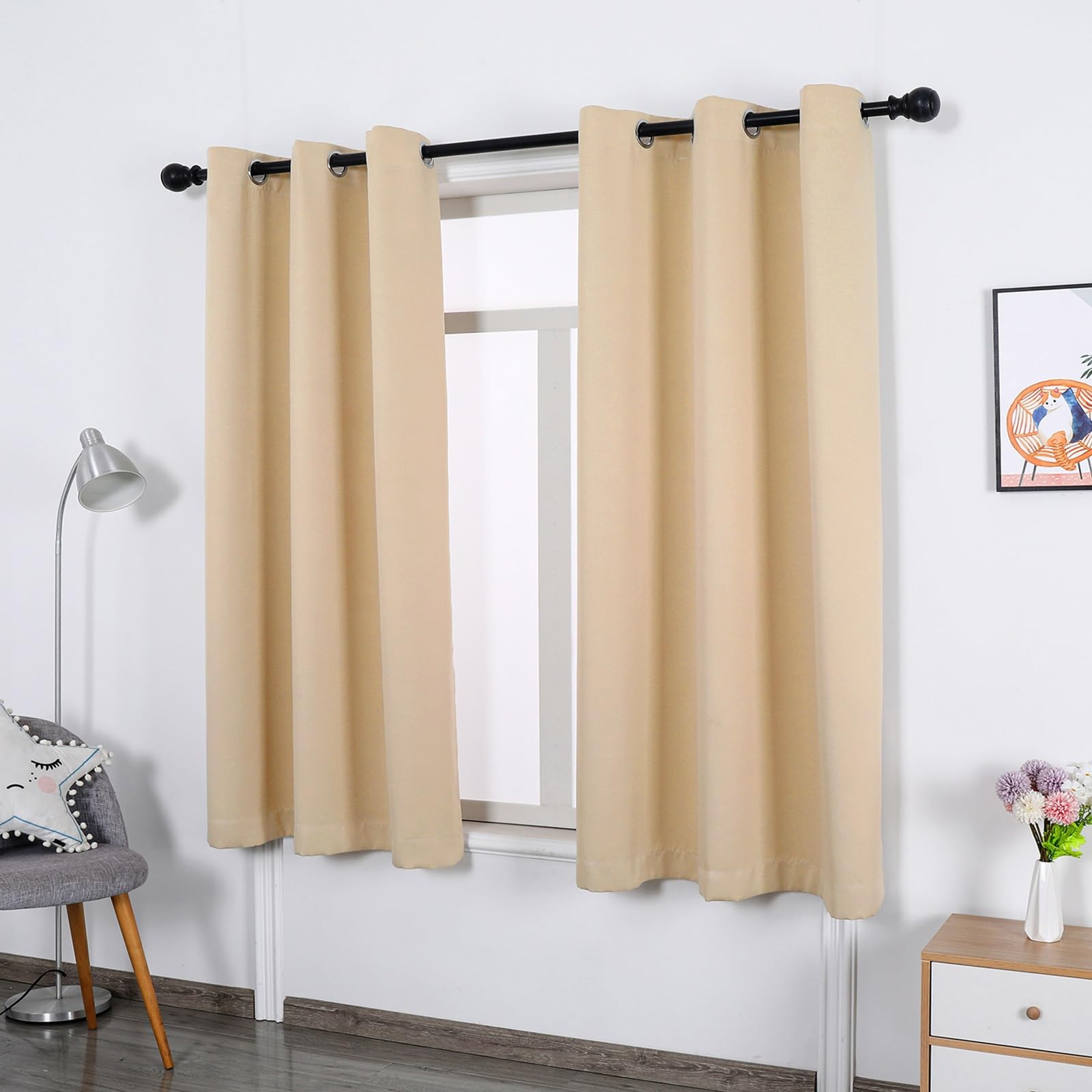 Amazon｜カーテン 2枚セット 遮光カーテン 145 x 30 cm 完全遮光 保温