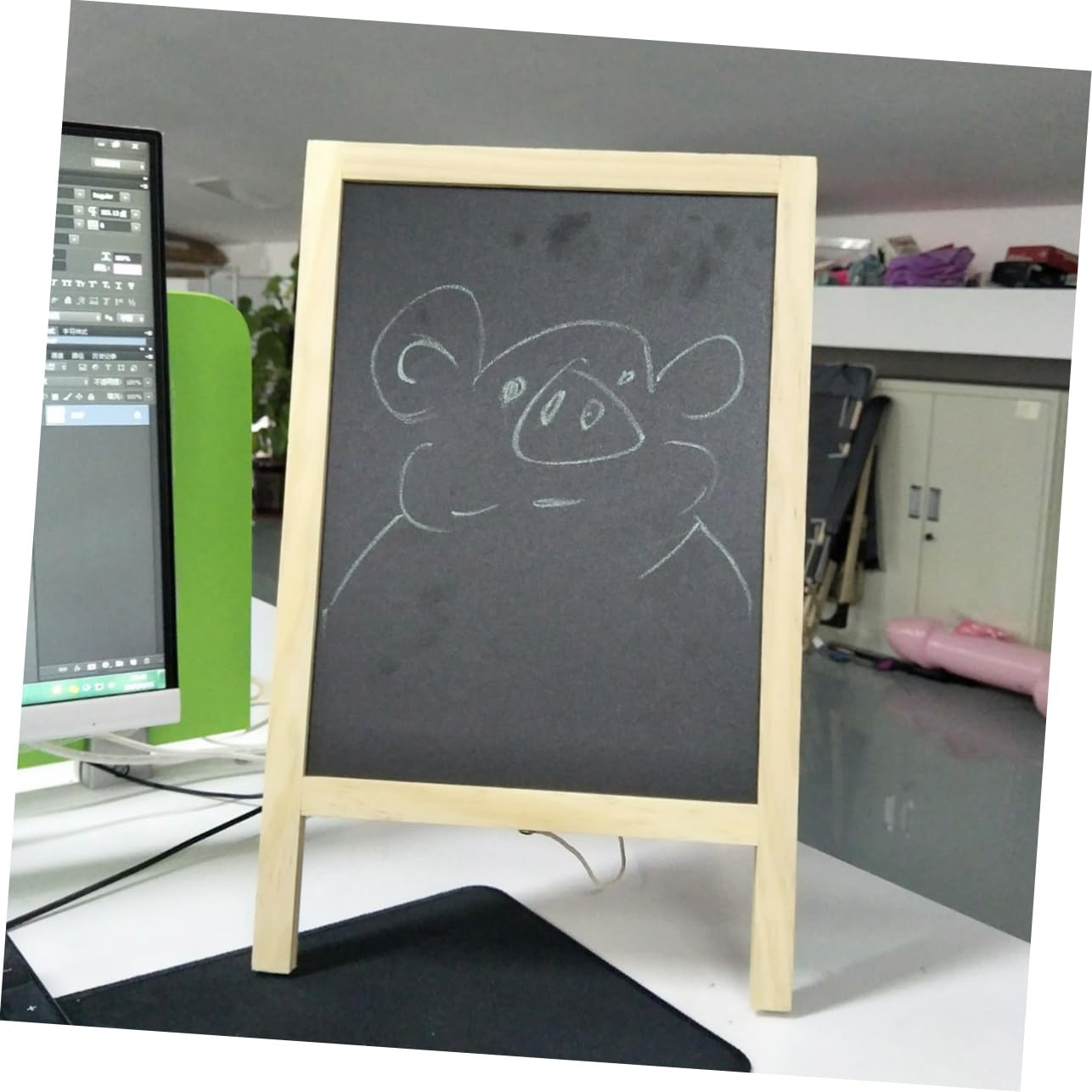 HOMSFOU Tableau Noir Double Face Bois 25 X 40 Cm Support Chevalet Trépied pour Comptoir de Bar et Garçon et Filles Usage Bureau Scolaire Couleur Aléatoire