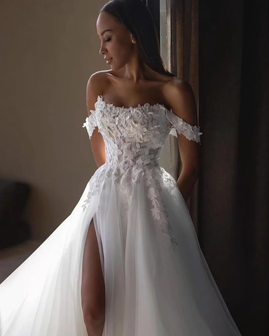 Mouccy Boho Lace Wedding Dresses for Bride Long Off Shoulder Bridal Gowns with Slit A-line Appliques Wedding Gowns