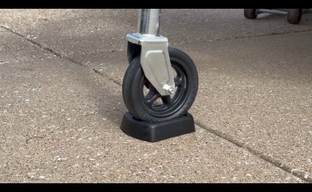 Amazon.com: CARAVANTURE Jack Wheel Chock Dock Block – Fits 6