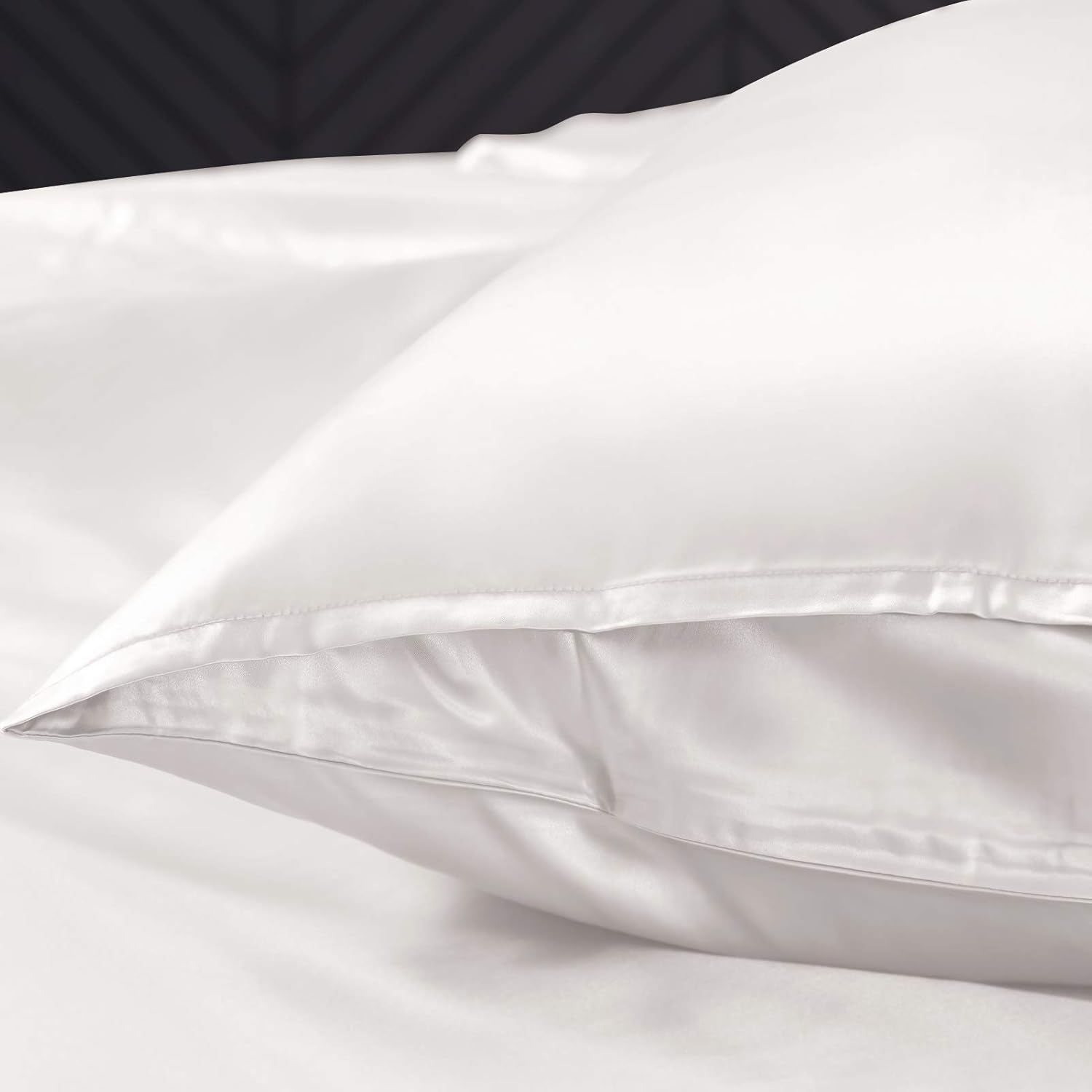 THXSILK 100% Silk Pillow Sham for Hair and Skin, Soft Smooth Cooling Pillow Cover with Envelope Closure, Both Sides Pure Silk, Gift for Women Men 1 pc(King, White)