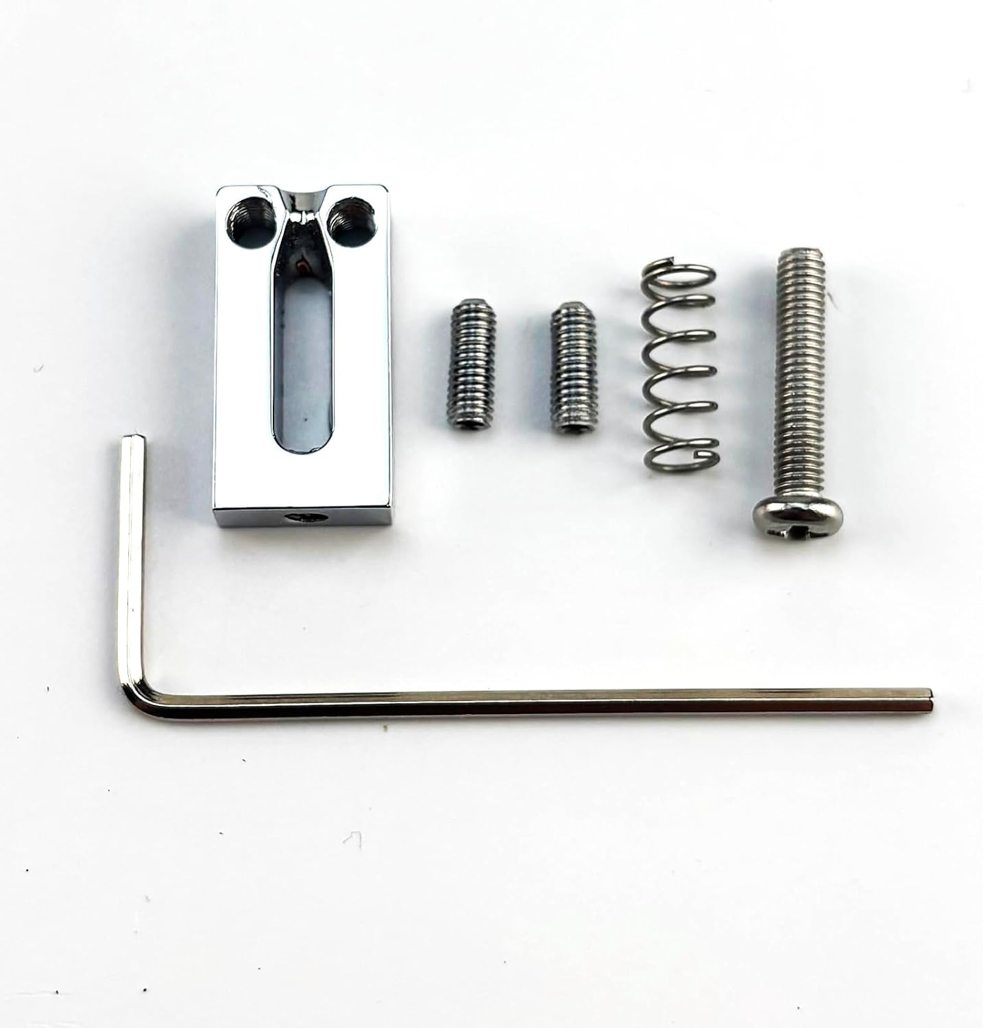 Chrome Electric Guitar Bridge Saddles 10.5mm Zinc Alloy Tremolo Bridge Saddles Compatible with Fender Strat St Tele Telecaster 6 String Electric Guitar Replacement parts