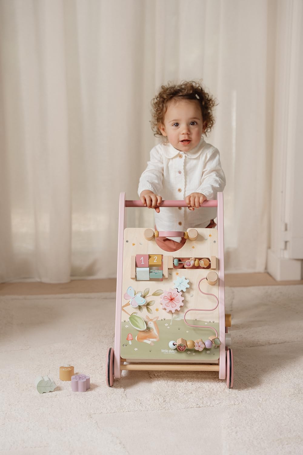 Little Dutch 7332 - Carrito de madera para actividades de hadas, color rosa