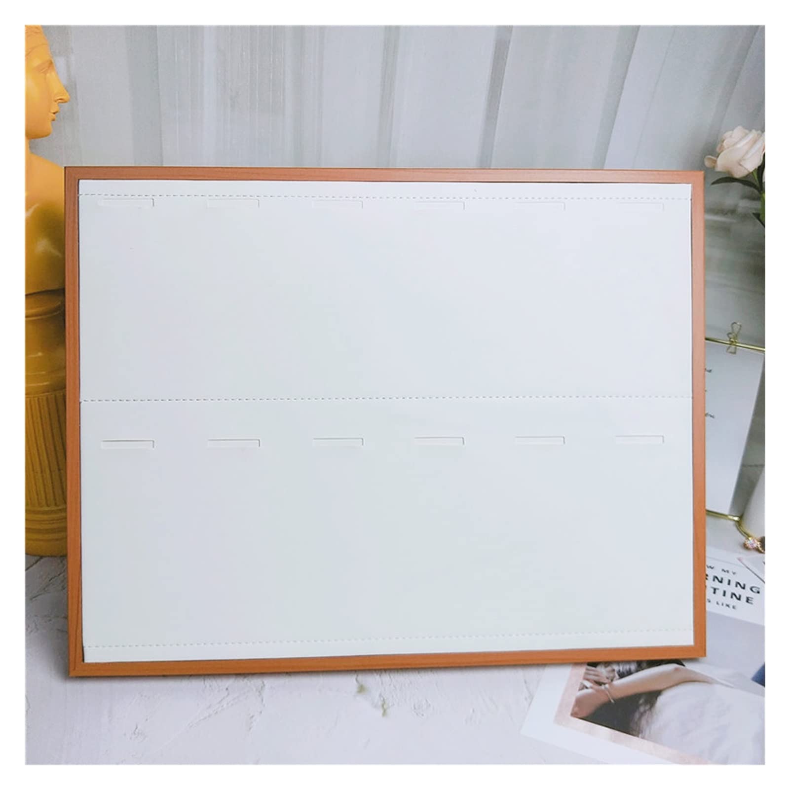 Organizador de gafas de sol para un vestidor ordenado y elegante