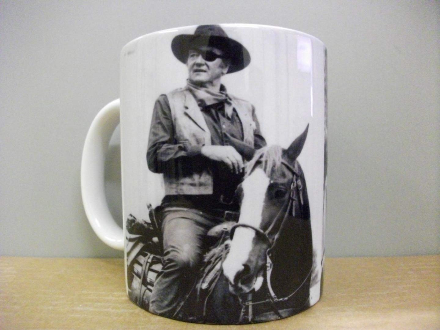 John Wayne Dual Image MUG/CUP Film TV Movie Memorabilia