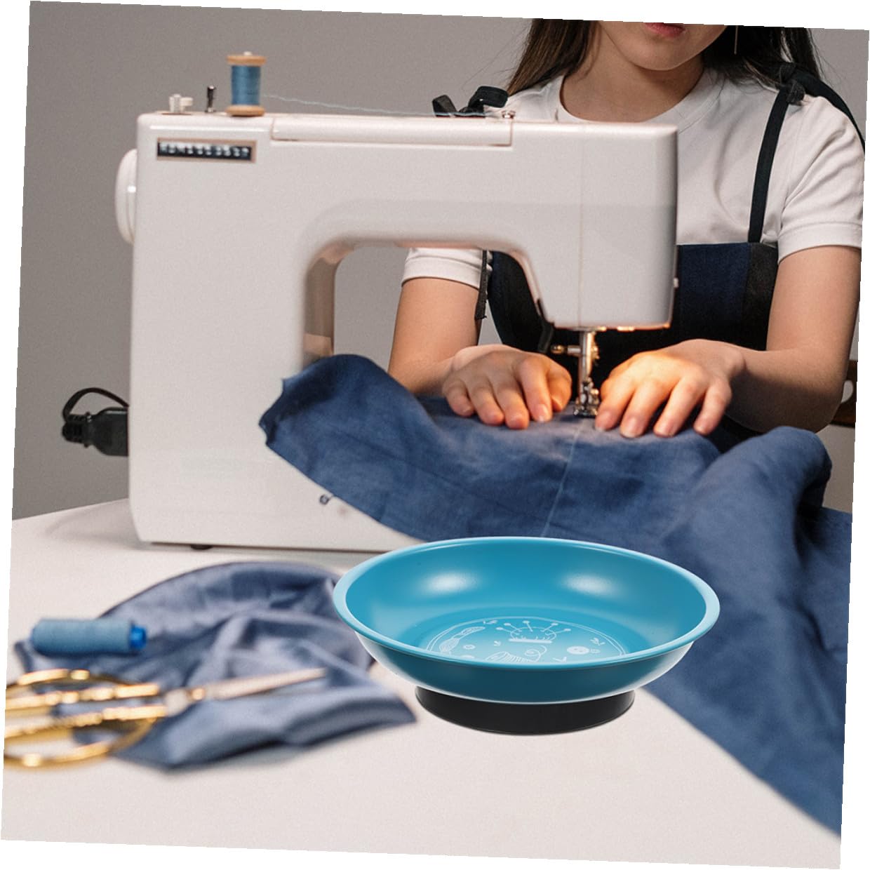 Operitacx 2pezzi Porta Spilli Magnetico in Metallo per Aghi da Cucito Vassoio Magnetico per Puntaspilli Forma Ciotola Organizzatore Stabile per Uso Domestico
