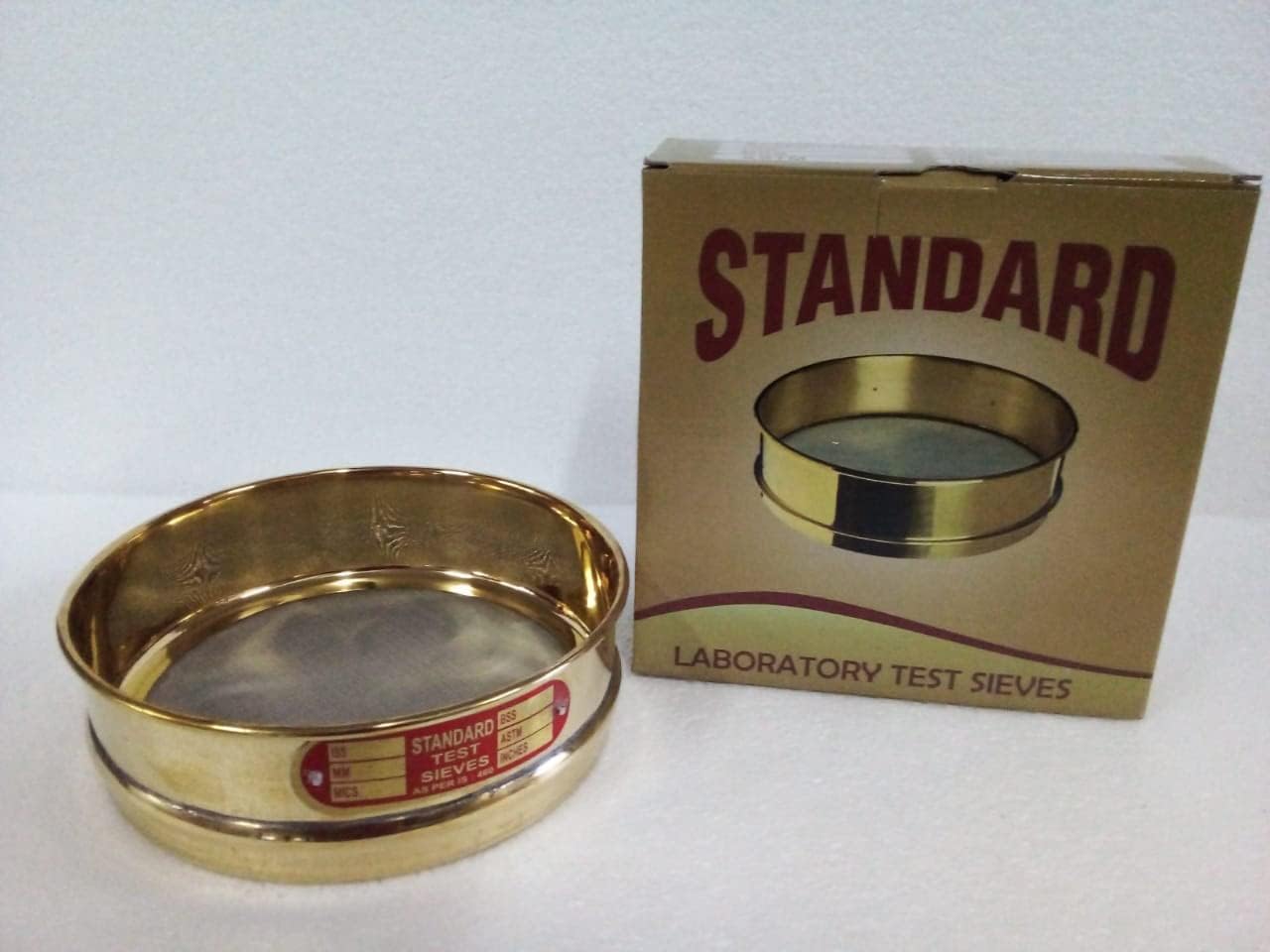 Labsurge Test Sieve 8 Inch (Diameter 20cm) Stainless Steel Mesh with Brass Frame/Used for Sieving of Chemical Powders/Medical Powders Aggregate Sand Soil Cement Etc.