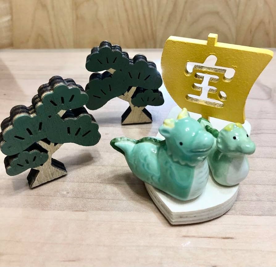 Amazon.co.jp: ナチュラルキッチン お正月 竜の子オブジェ 箸置き 干支