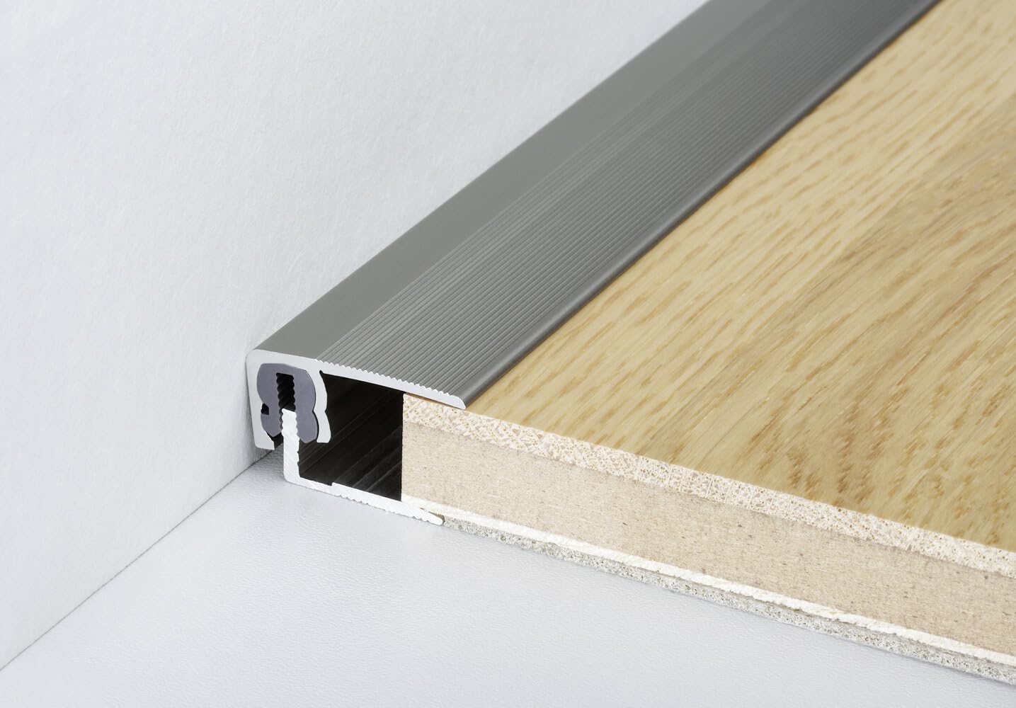 PROVISTON | Abschlussprofil | Parkettausgleich | Breite: 30 mm | Höhenausgleich: 7-18 mm | Länge: 900 mm | Aluminiumprofil | Eiche hell | 1 Stück