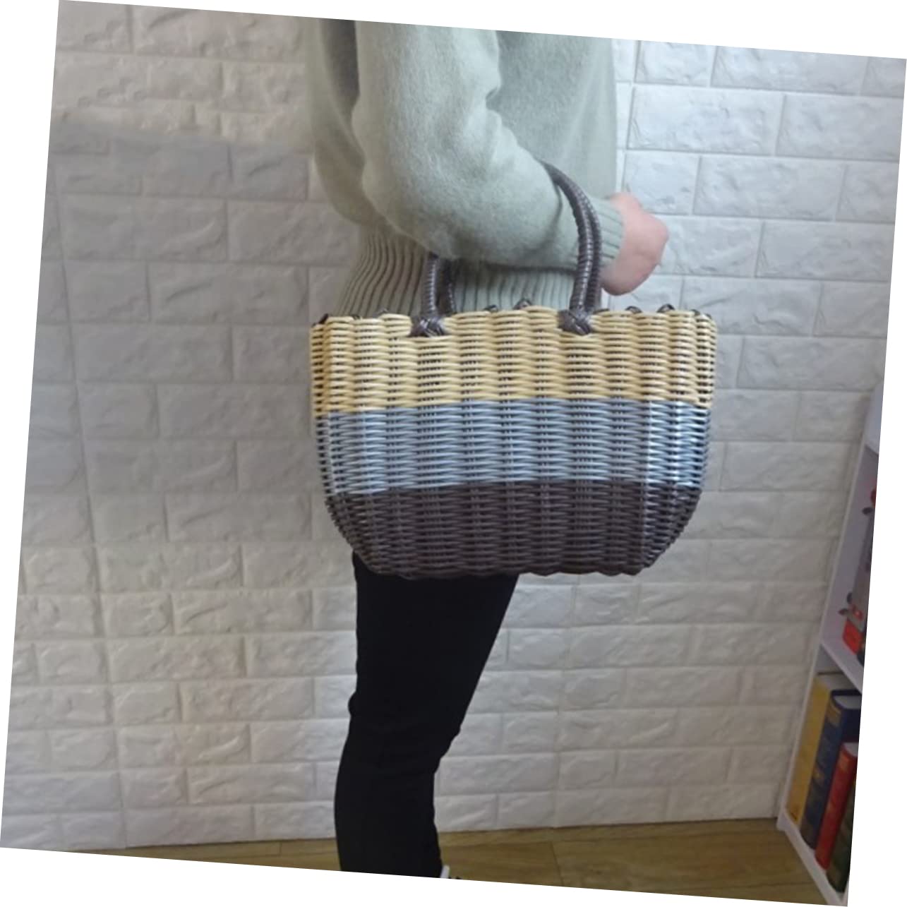 TOPBATHY Geflochtener Aufbewahrungskorb Mit Griff Großer Kunststoffkorb Für Küche Und Haushalt Vielseitiger Picknick- Und Einkaufskorb 12.2 X 8.3 X 5.1 Zoll