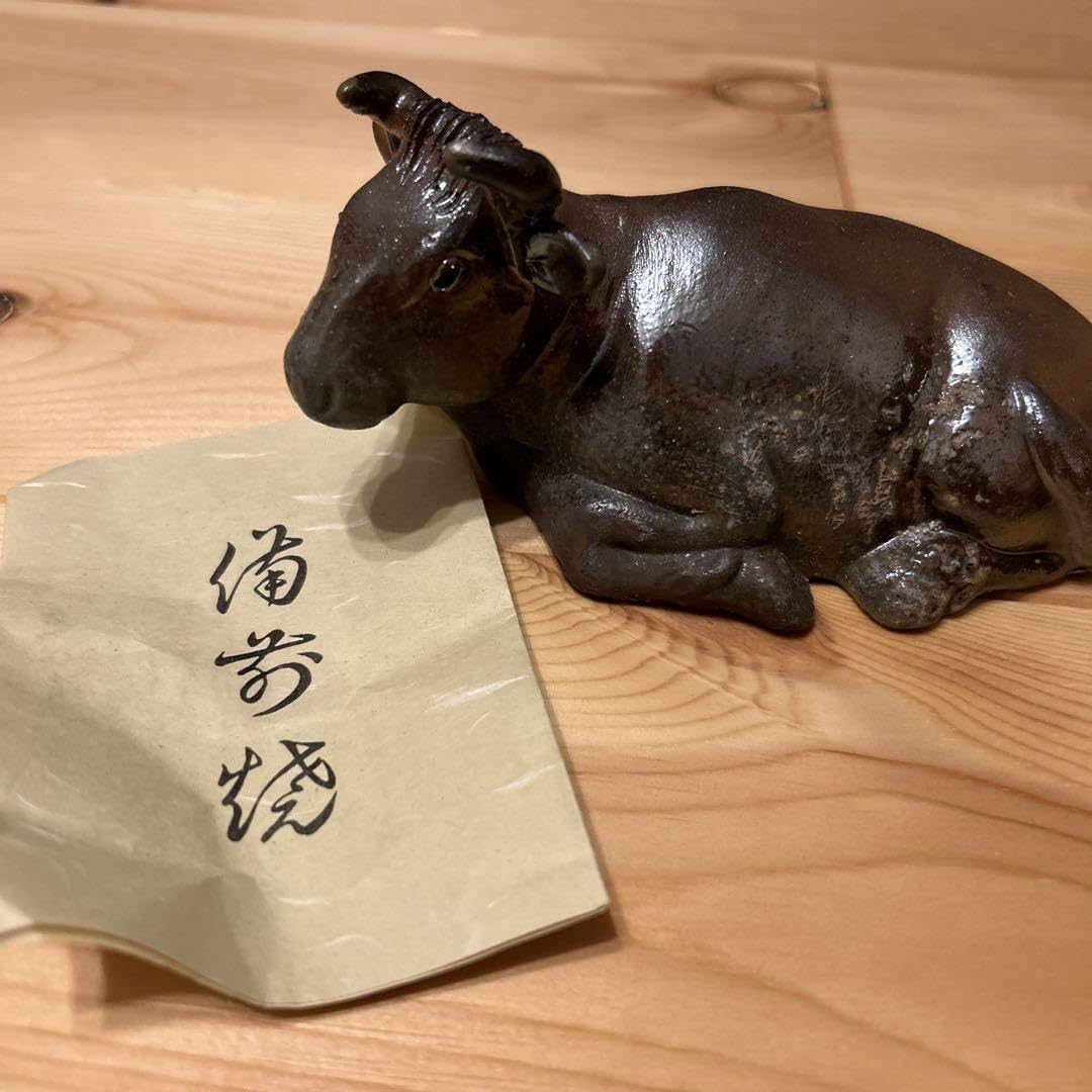 丑・牛　置物　備前焼 Yahoo!オークション -「牛 置物」(備前) (日本の陶磁)の落札相場