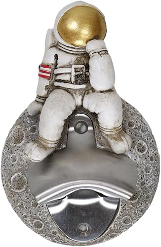 Ebros Gift Astronauta patriótico estadounidense en el espacio traje planetario exploración aterrizaje en la pared de la luna cerveza tapa