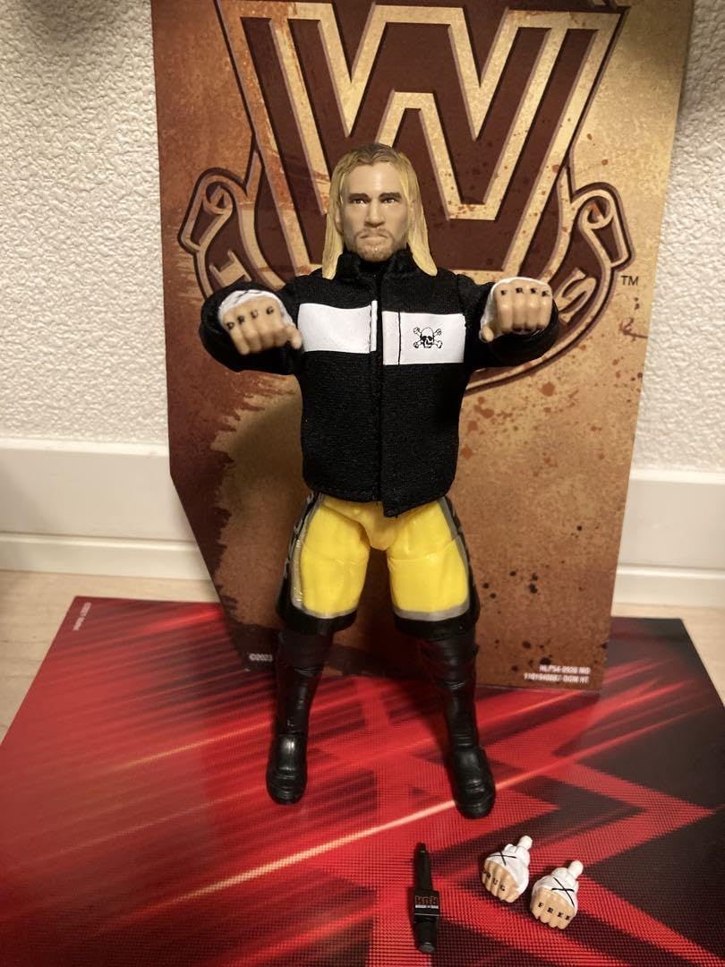 Amazon.co.jp: AEW CM PUNK フィギュア プロレス : おもちゃ