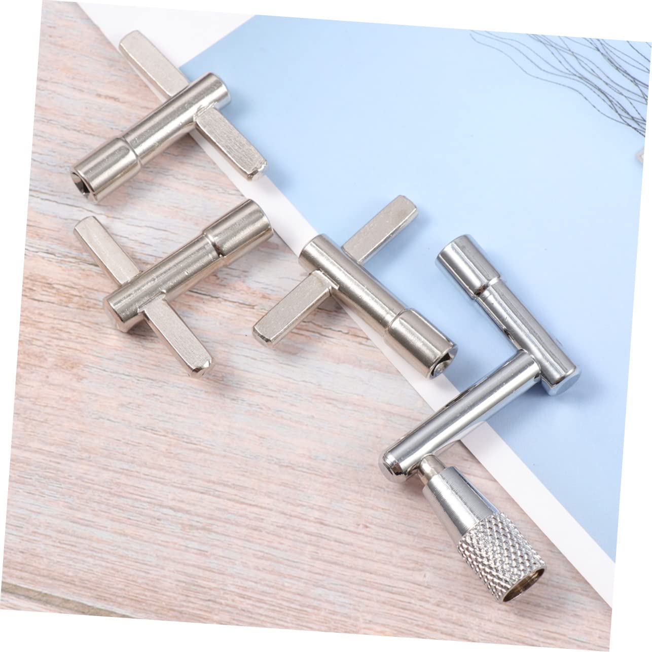 Toddmomy 4pcs Fast Loading Drum Key Wrench Durable Construction for Easy Replacement Essential Hand Drummer Accessory with Type and Type Keys