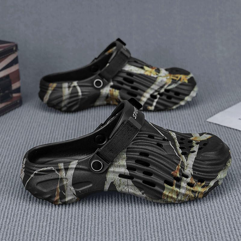 Image of Men's Summer Outdoor Sports Sandals Water Beach Shoes Casual Slippers Light and Breathable Couple Slippers