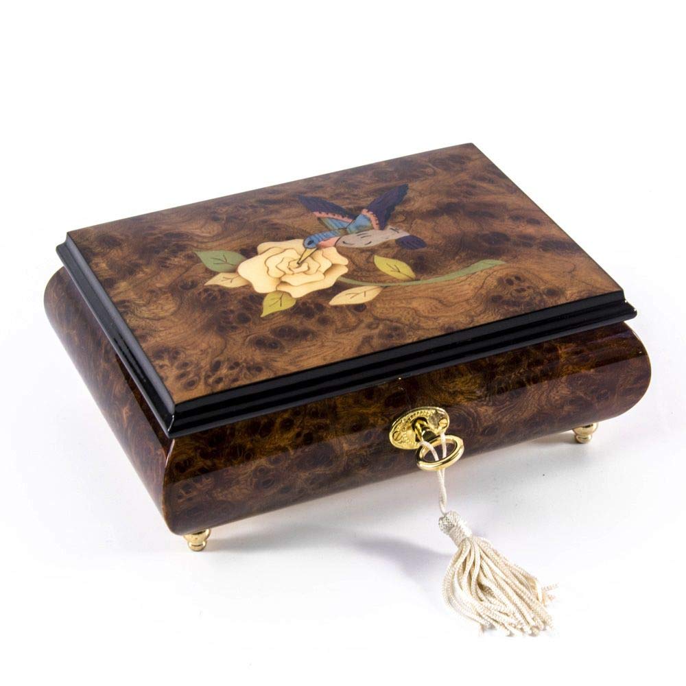MusicBoxAttic Hermosa Caja de joyería Musical con Incrustaciones de Madera de pájaro y Rosa Blanca, 18 Notas, más de 400 Canciones