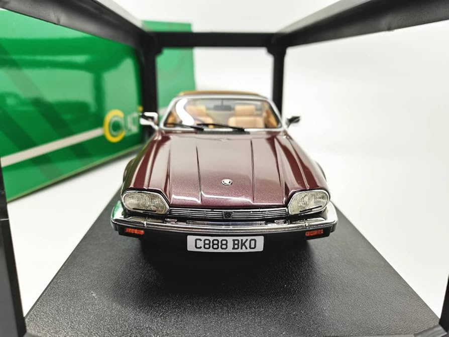 Cult 1/18 ジャガー XJ-SC Claret グリーン Amazon | Cult 1/18 ジャガー XJ-SC Claret グリーン | ミニカー