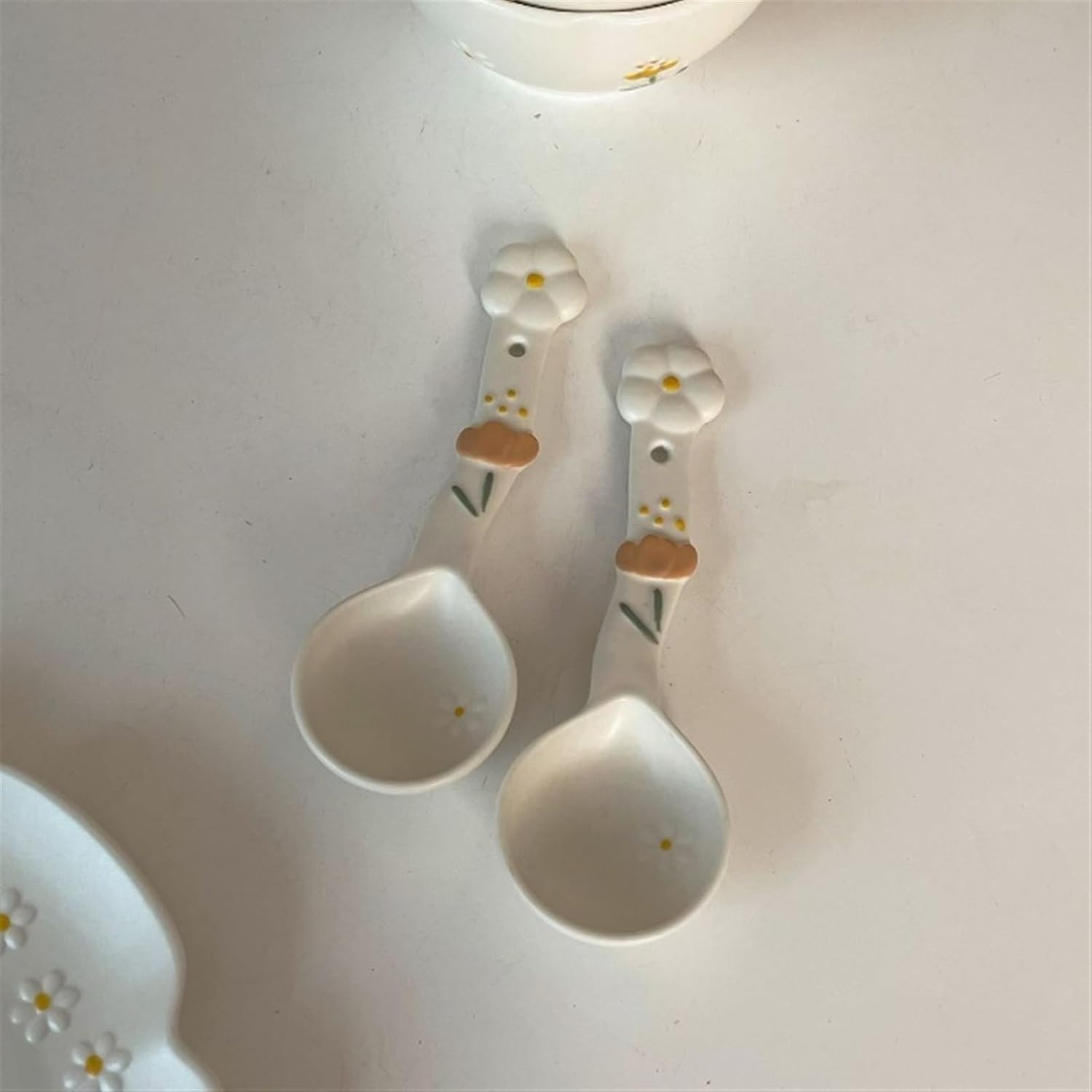 Soup Spoons Flower Shaped Ceramics Spoon Cute Household Ceramic Spoon Spoon Children's Spoon Dessert Spoon Ceramics Asian Soup Spoon Dinner Spoon Table Spoon Dinner Spoon Table Spoon