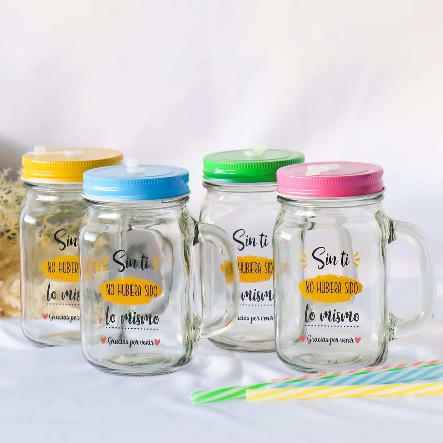Pack de 6 a 24 uds, Jarras de Cristal con Frases Agradecimiento, Asa y Pajita, 480 ml, 13,5 x 7 cm, Modelos Surtidos No Personalizables, Detalles de Boda para Invitados, Regalantes (24, Surtido)