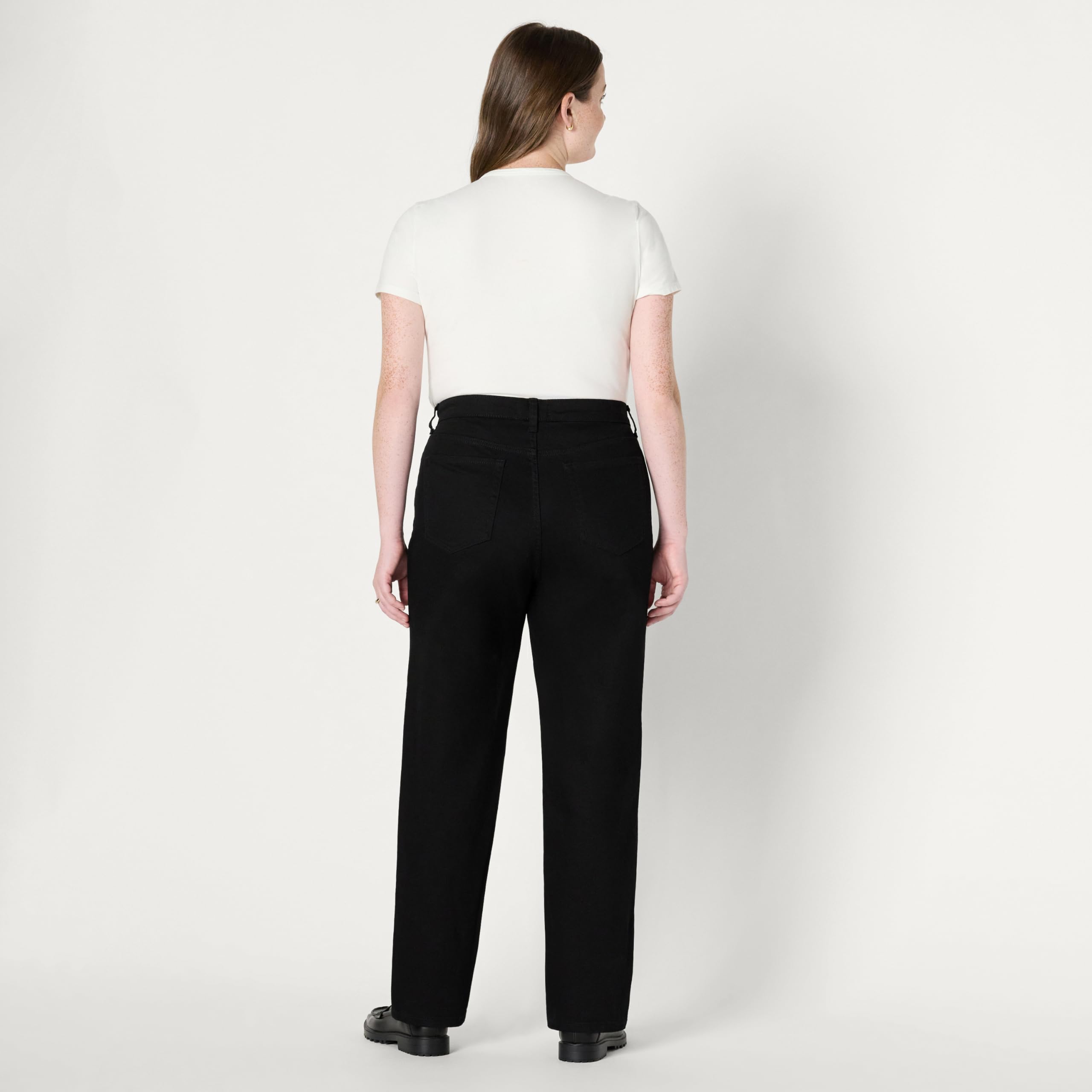 Amazon Essentials Jean à Jambes Droites et Taille Haute Femme
