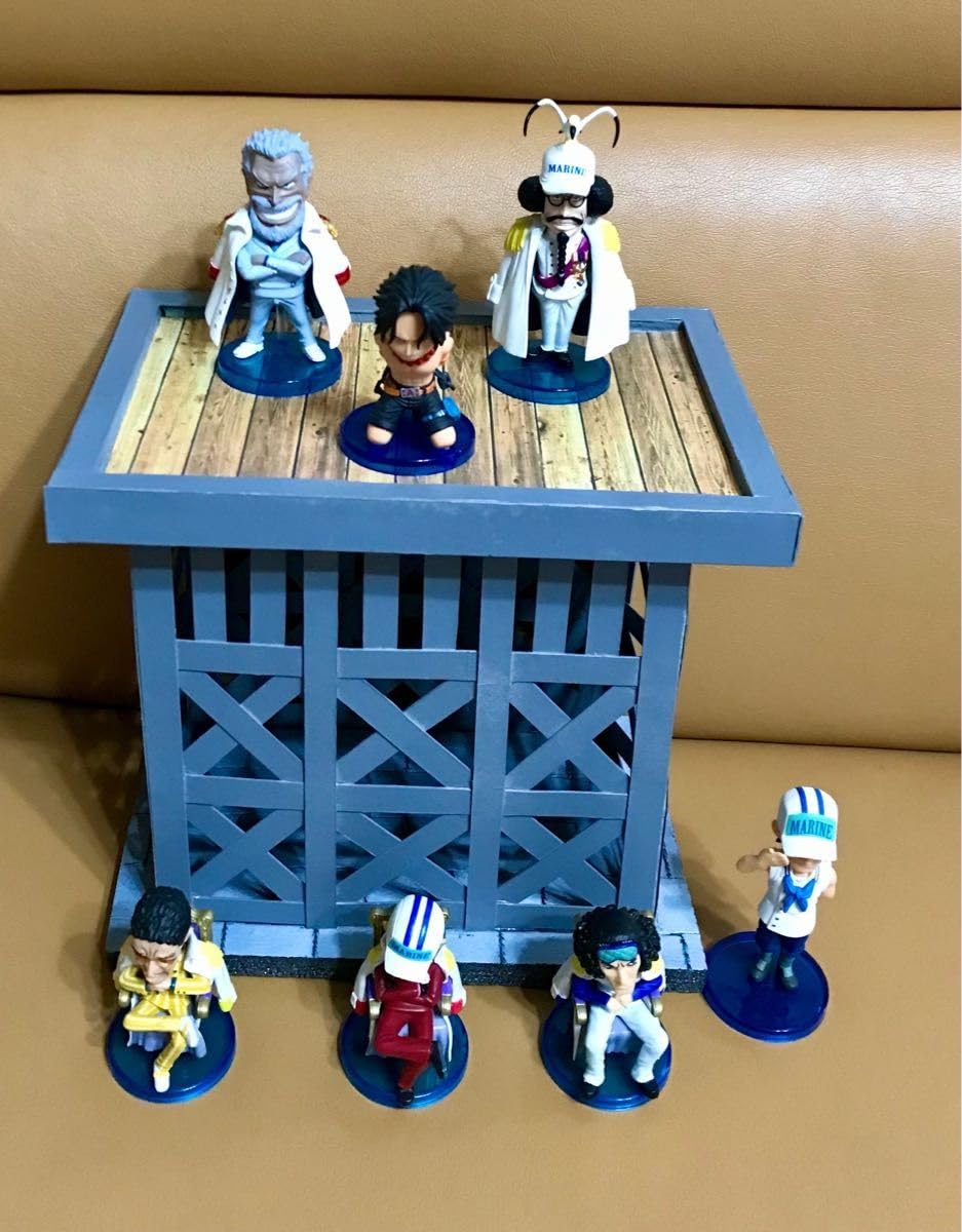 Amazon.co.jp: ワンピ ースフィギュア 処刑台ジオラマ ガレージキット