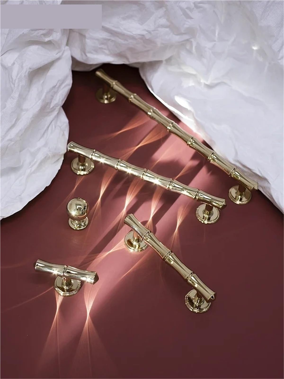 Tirador decorativo PVD dorado para renovar los armarios y cajones de tu cocina