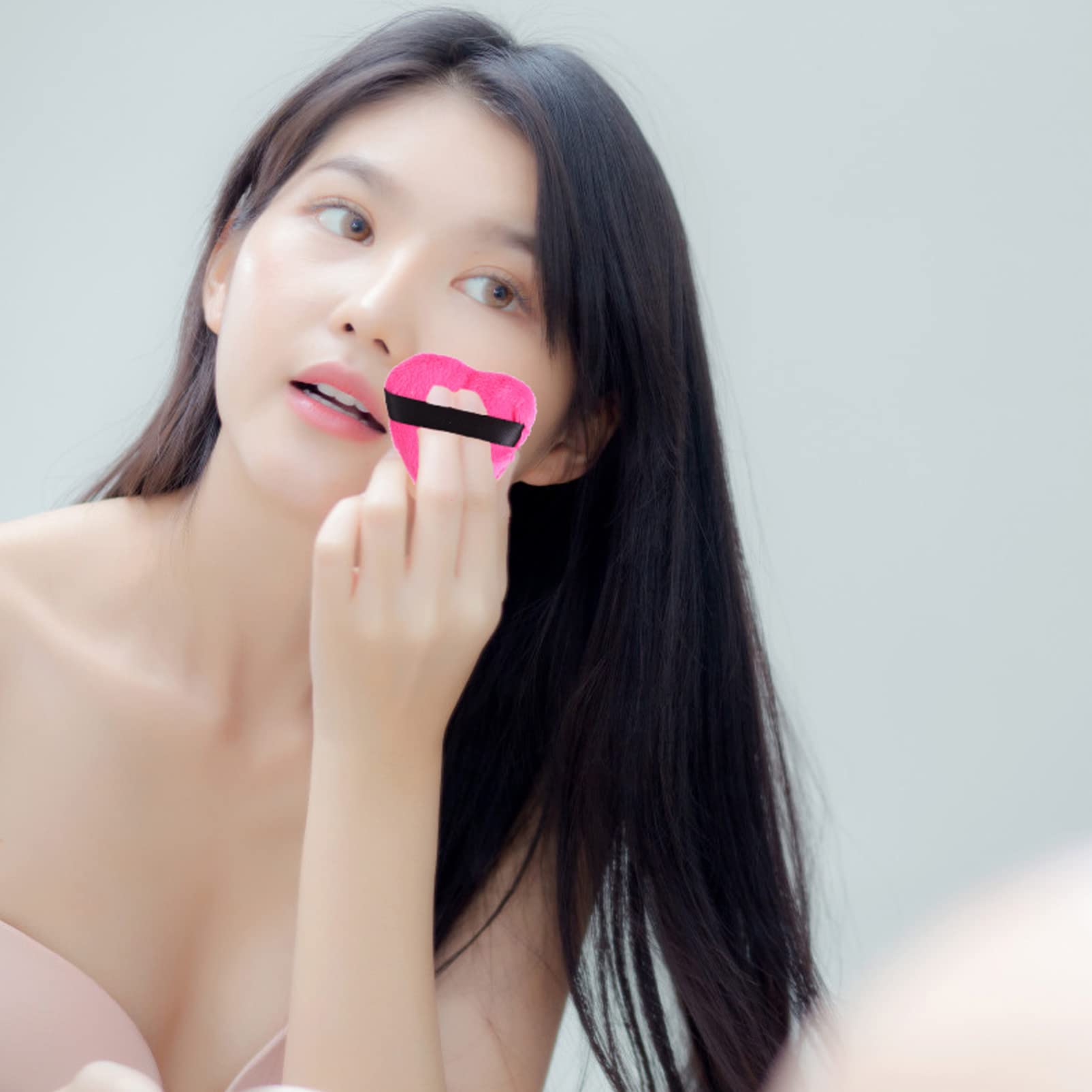 Gogogmee 8Pcs Heart Shape Cosmetic Powder for Loose and Mineral Makeup Applicators with Strap for Easy Handling for Natural Finish and Powder Saving