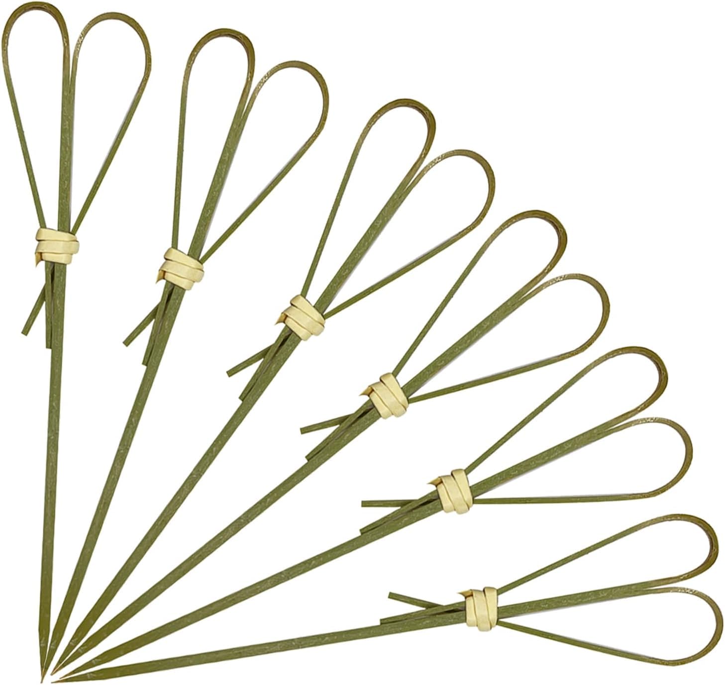 Wisfunlly 100Pcs Cocktail Sticks, Bamboo Fruit Sticks, Wooden Toothpicks, Kitchen Tools, for Party Tapas Nibbles Canapes Appetiser Fruit Skewer Accessory