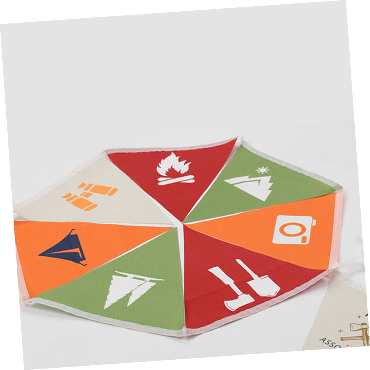 Alipis 4stücke Party-dreiecksflagge Für Camping Feste Wetterfeste Wiederverwendbare Outdoor-dekoration Vielfarbige Wimpelkette Für Garten Festivals Und Campingpartys