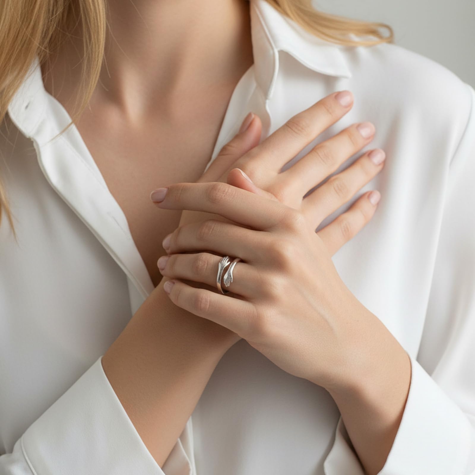 Granddaughter Daughter Hug Ring for Hope Rings, Stainless Steel Hug Rings for Women With Always With You Message, Adjustable Non Tarnish Jewelry Birthday Gift Card