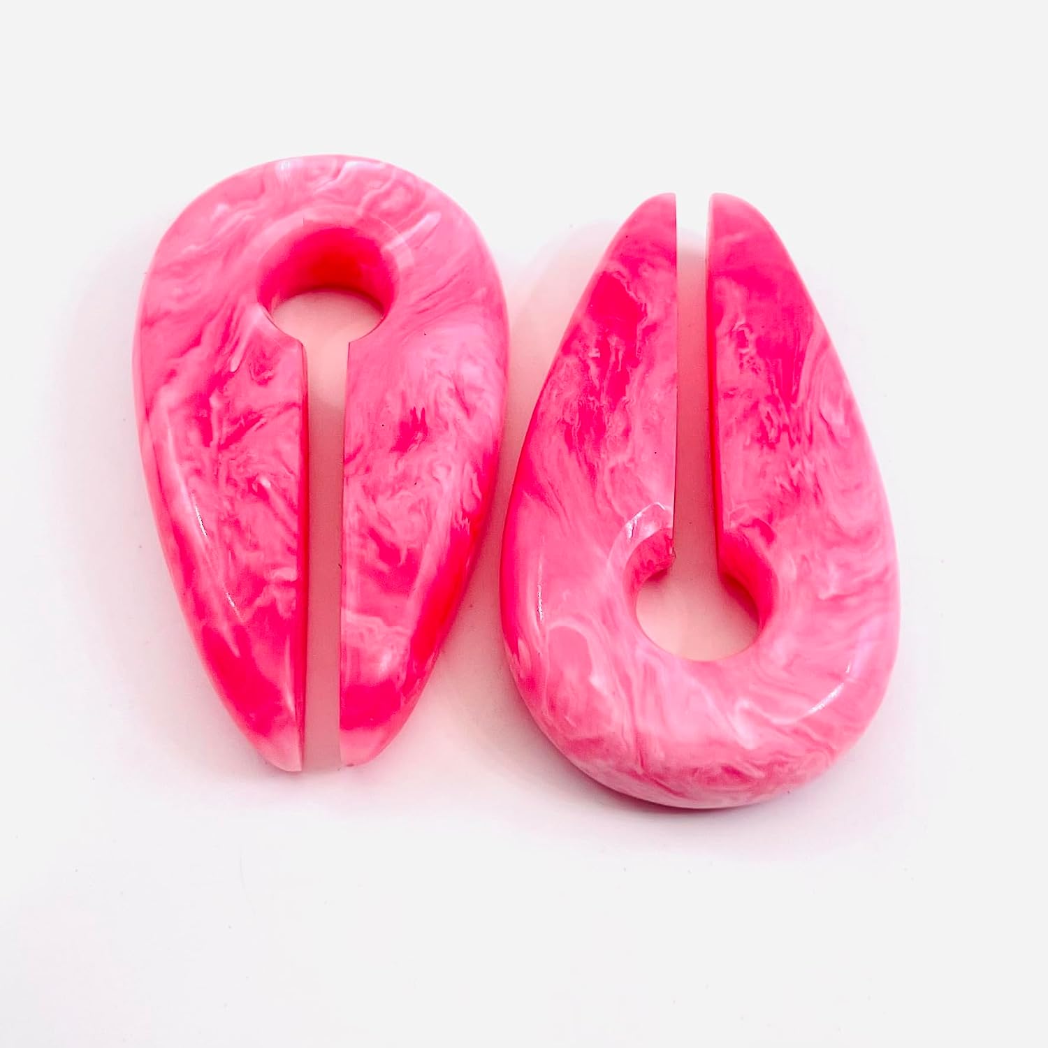 Rose Quartz Stone Ear Weights Keyhole Hangers – Handmade Stone Ear Stretching Jewelry – Double Flare Gauges for Stretched Lobes – Pink Crystal Plugs for Men & Women – Pair
