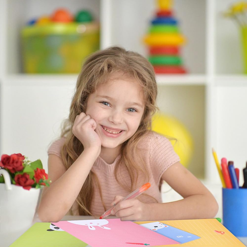 Set di Carta da Lettere e Buste Colorate 24+12 Animali Carini per Inviti Scuola Ufficio Casa Biglietti di Auguri (4 colori)