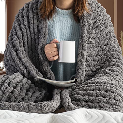 Top 10 Best Chunky Knit Blankets in 2022 Reviews Buyer's Guide