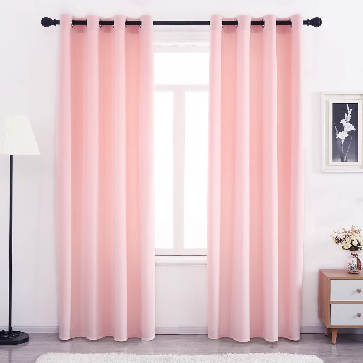 SPXTEX Pembe Kadife Perde Gromet 243,8 cm Uzunluğunda Yumuşak Kadife Dokulu Perdeler Kadife Isı Yalıtımlı Perdeler Yatak Odası Işık Filtreleme için Pencere Uygulaması Kadife Perde Panelleri 2 Panel
