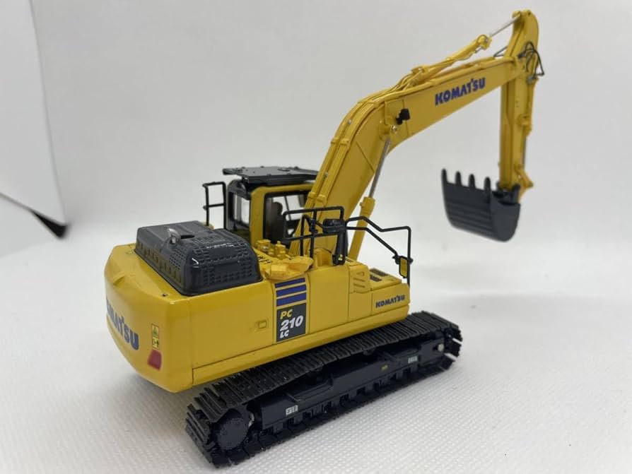 Amazon.co.jp: UH 1/50 コマツ 油圧ショベル KOMATSU PC210LC-11