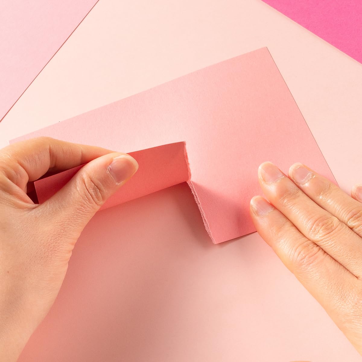 50 hojas de papel de cartulina de colores pequeños de 3 x 5 pulgadas, 5 colores, tarjetas en blanco, cartulina pesada de 250 g/m² para proyectos de arte de bricolaje, tarjetas (rosa)
