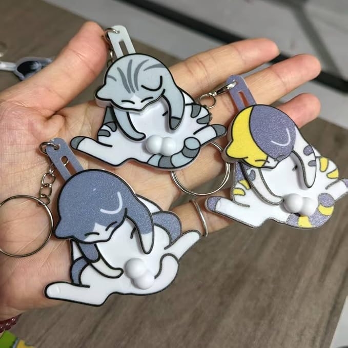 Amazon.co.jp: 猫 キーホルダー 面白い 回転猫卵 ボール いたずら ねこアクリルキーチェーン クリエイティブ 可愛い 漫画 おしゃれ  人気 ペンダント鍵 装飾 個性的 卵遊ぶ 車 鍵 猫愛好家 動物 プレゼント チャーム 記念品 誕生日 財布 アクセサリー : ファッション ... いたずら猫 インタラクティブキーチェーン 回転猫 卵 キーチェーン 面白い猫遊び 回転ボールキーチェーンおもちゃ