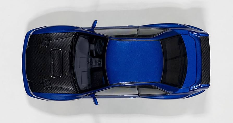 AUTOart - 1/18スバル インプレッサ 22B STi バージョン　カーボンボンネット Amazon.co.jp: AUTOart 1/18 スバル インプレッサ 22B STi