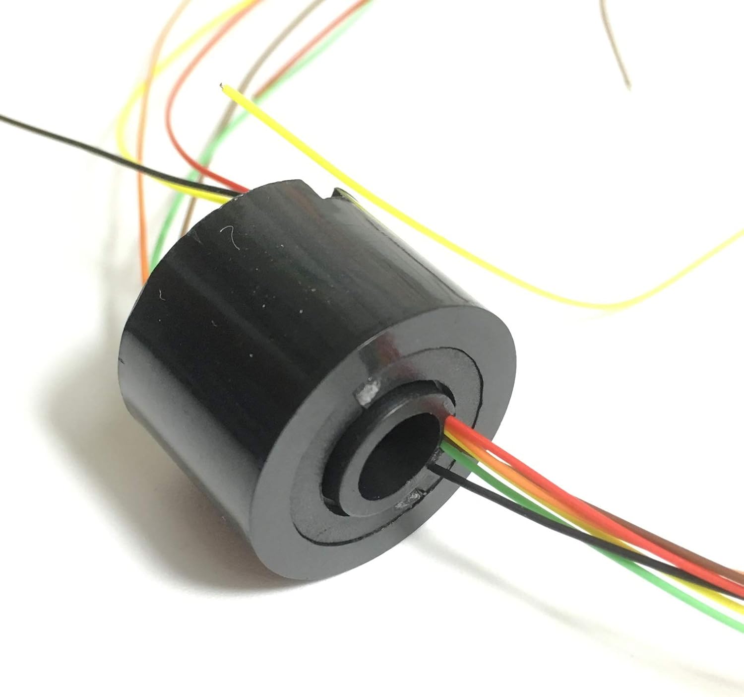 Taidacent Hollow Electrical Slip Ring 2/4/6/12 Wires Collector Ring Conductive Motor Electrical Contact Rotating Connector (6 Wires 1.5A Inner Hole 7mm Outer Diameter 22mm)