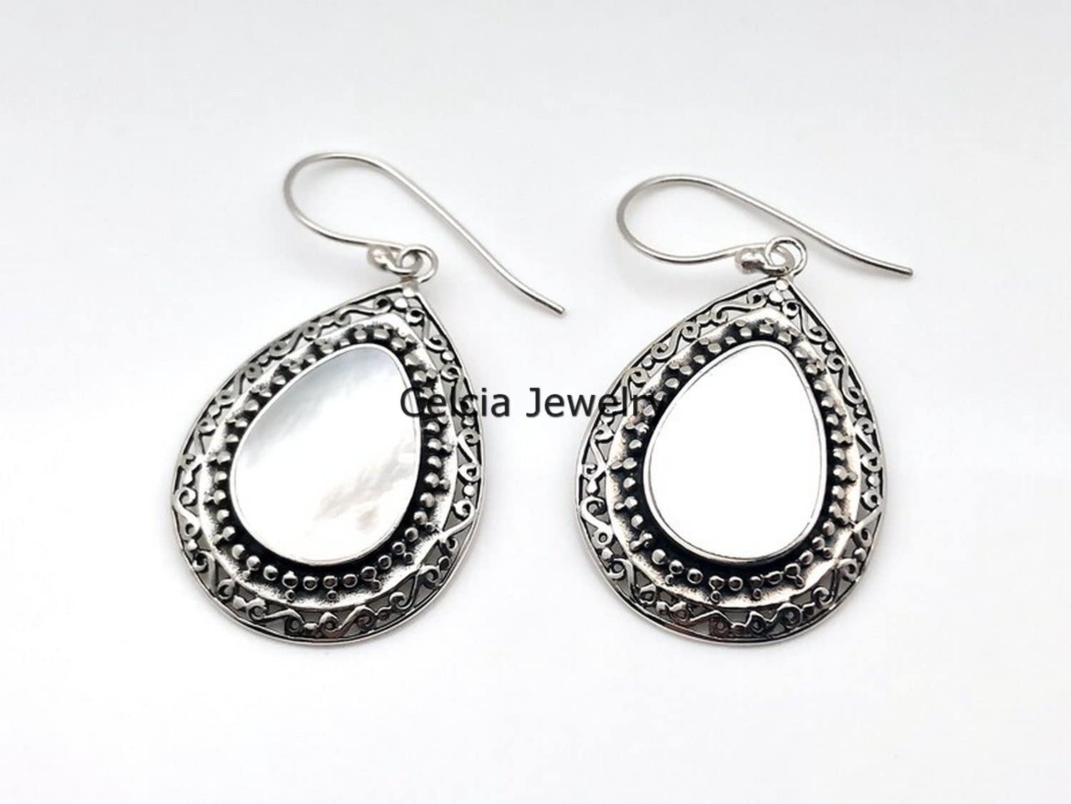 Orecchini pendenti a goccia in argento sterling massiccio 925 per donna, orecchini con pietre preziose piatte in madreperla genuina con pietre preziose di giugno