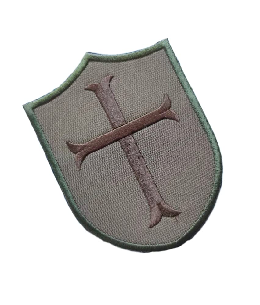 Kreuzritter-Schild Mit Vier Kreuz Schilde Am Perimeter Stockfotografie