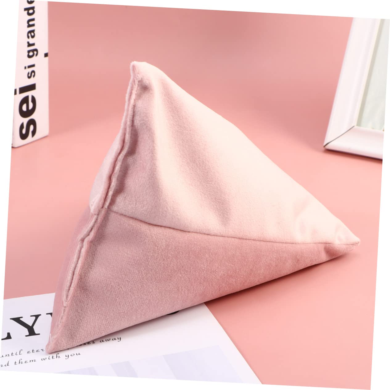 Gadpiparty Support Tablette Lit Coussin Triangulaire en Peluche Doux Multi-Angle pour Lecture Confortable au Lit Canapé